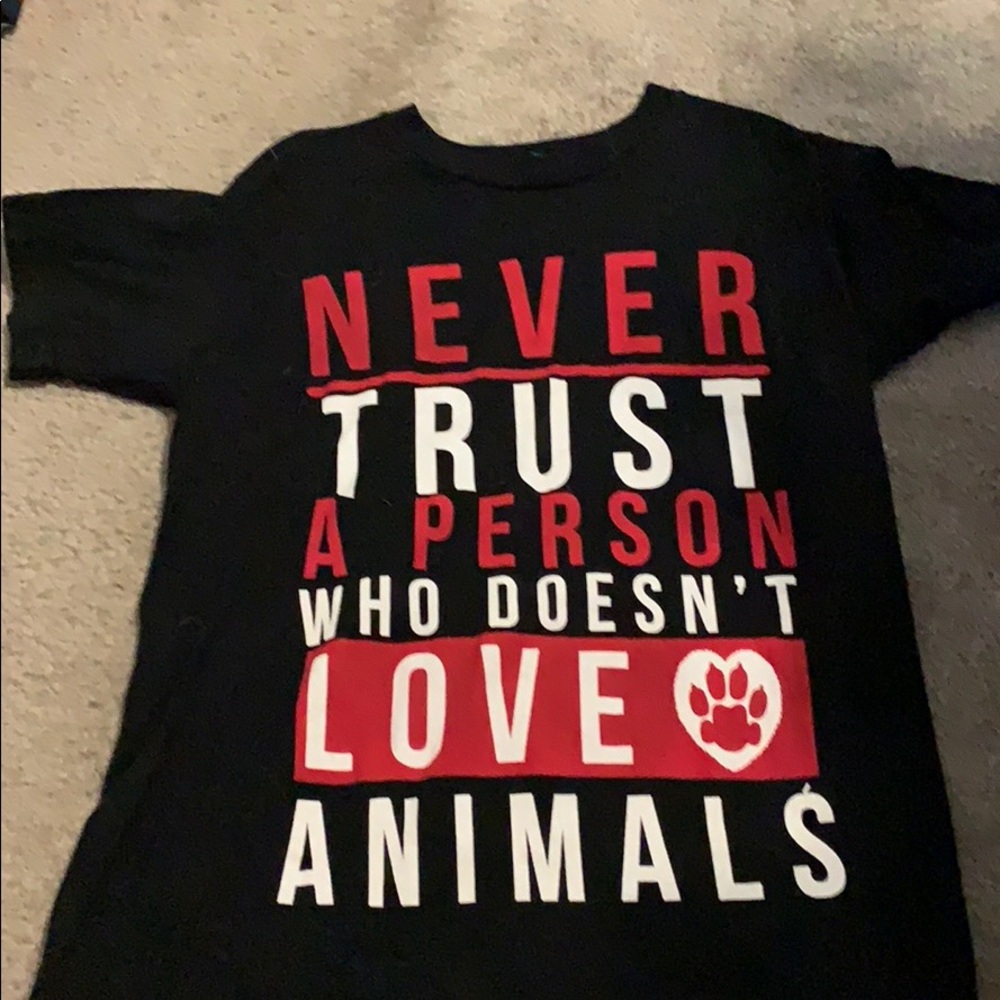 Three dog shirts - Picture 4 of 4
